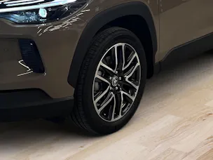 Toyota Corolla Cross 2.0 HSD Trend AWD-i