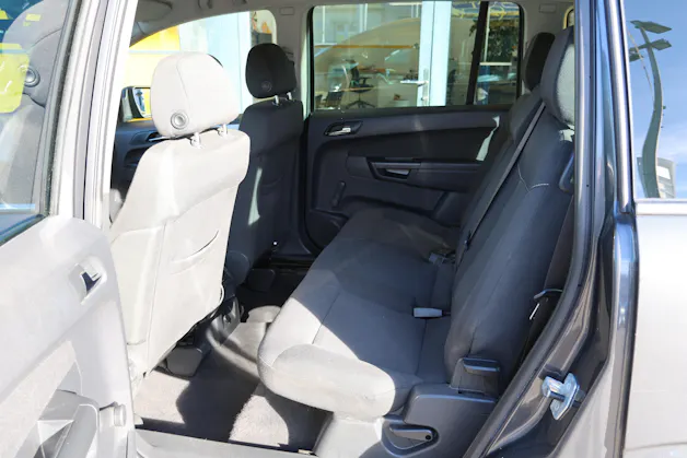 Opel Zafira 2.2 16V Direct Enjoy
