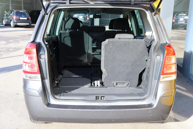 Opel Zafira 2.2 16V Direct Enjoy