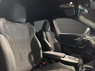 BMW X1 20d xDrive paddles