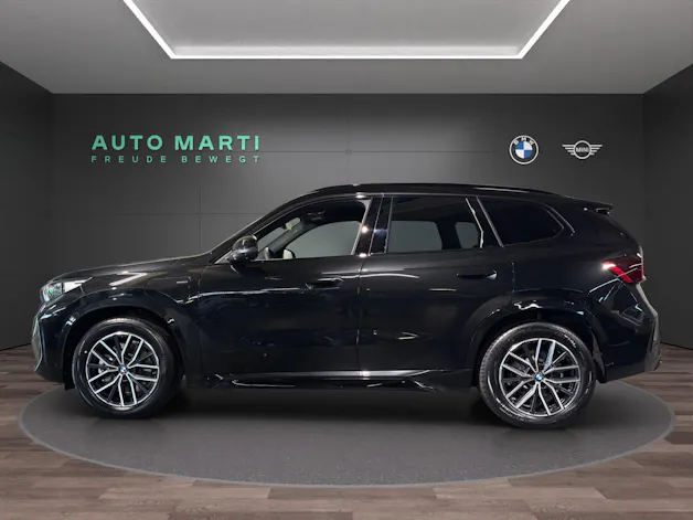 BMW X1 20d xDrive paddles