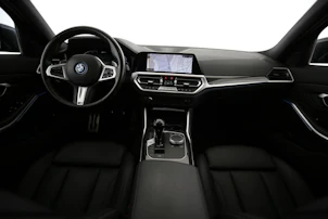 Fahrzeugbild BMW 330e xDrive SAG
