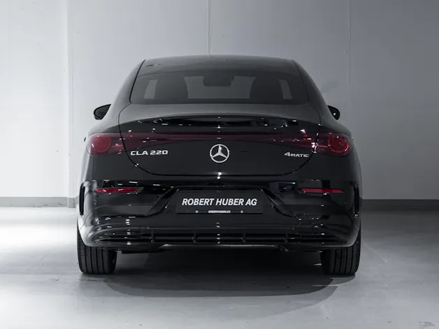 Mercedes-Benz CLA 220 4MATIC
