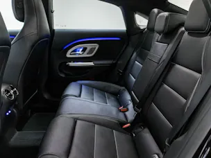 Mercedes-Benz CLA 220 4MATIC