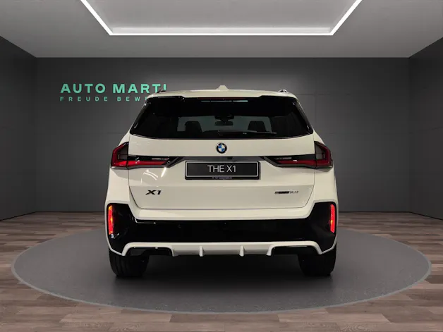 BMW X1 18i sDrive