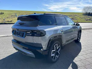 Jeep Compass First Edition