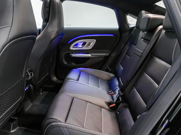 Mercedes-Benz CLA 220 4MATIC