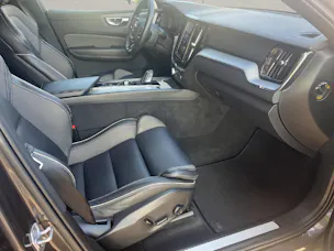 Volvo XC60 2.0 T6 TE R-Design eAWD