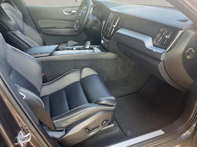 Volvo XC60 2.0 T6 TE R-Design eAWD