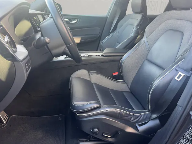 Volvo XC60 2.0 T6 TE R-Design eAWD