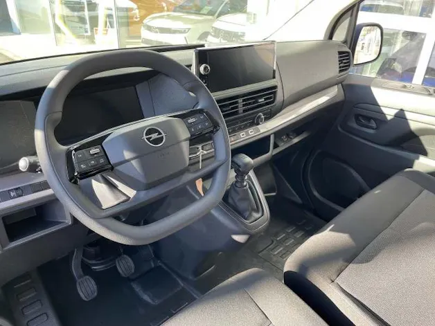 Opel Vivaro Cargo 1.5 D 120 S/S