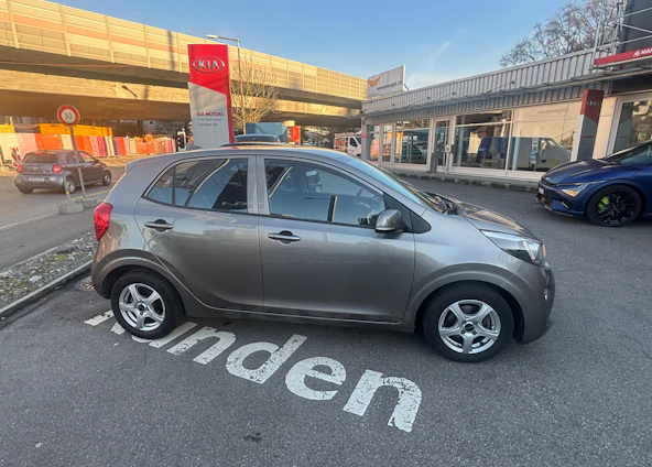 image du véhicule 3 image du véhicule 3