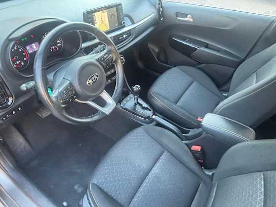 image du véhicule 8