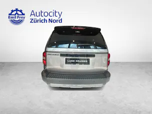 Toyota Land Cruiser 2.8 D 48V Style