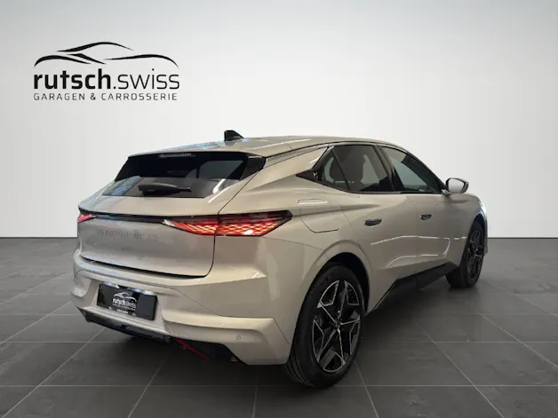 DS Automobiles No4 1.6 E-Tense Étoile Nappa