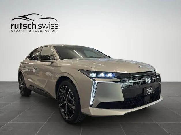 DS Automobiles No4 1.6 E-Tense Étoile Nappa