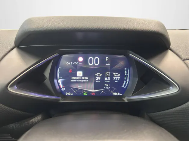 DS Automobiles 3 Crossback 1.2 Hybrid Diva