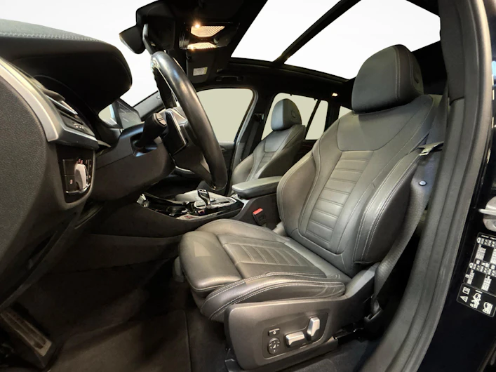image du véhicule BMW X3