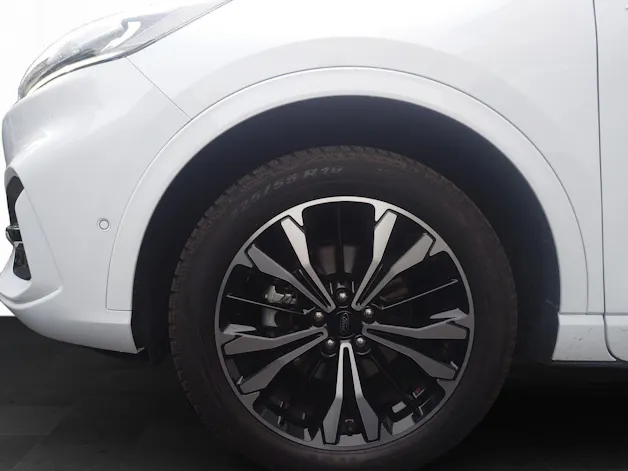 Ford Kuga 2.5 Hybrid ST-Line 4x4