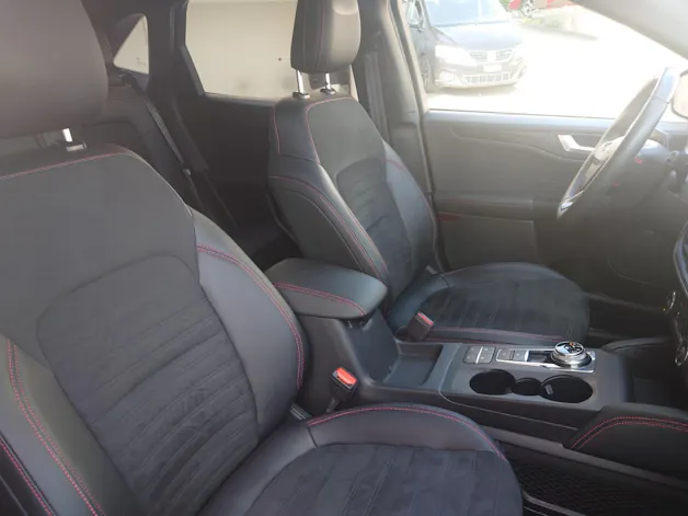 Ford Kuga 2.5 Plug-in Hybrid ST-Line X