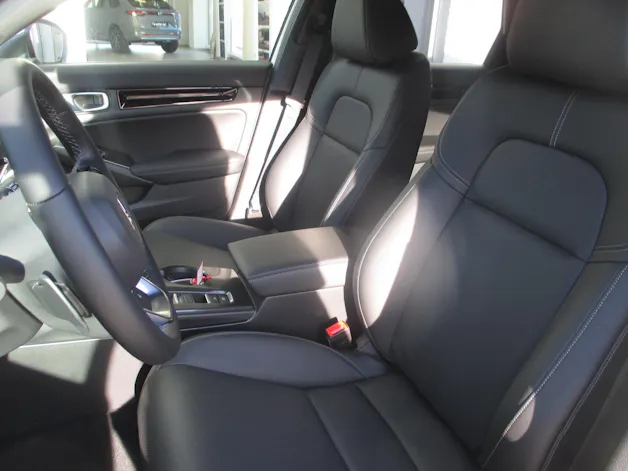 Honda Civic 2.0 i-MMD Advance - mit Aktionsleasing 1.9% und 8 Jahren Garantie!