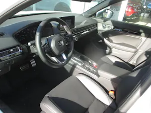 Honda Civic 2.0 i-MMD Advance - mit Aktionsleasing 1.9% und 8 Jahren Garantie!