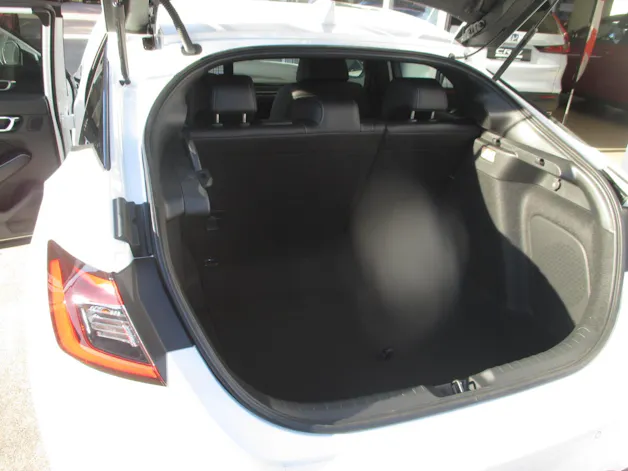 Honda Civic 2.0 i-MMD Advance - mit Aktionsleasing 1.9% und 8 Jahren Garantie!