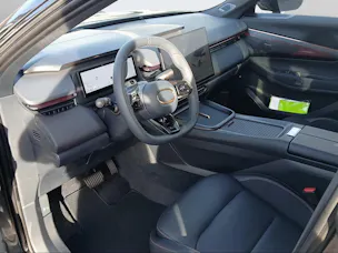 Lynk & Co 08 1.5 PHEV More