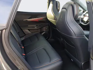 Lynk & Co 08 1.5 PHEV More