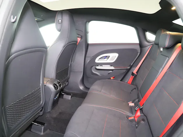 Mercedes-Benz CLA 220 8G-DCT 4Matic