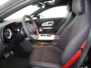 Mercedes-Benz CLA 220 8G-DCT 4Matic