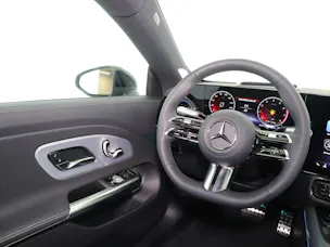 Mercedes-Benz CLA 220 8G-DCT 4Matic