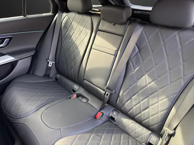 Mercedes-Benz E 300 de T 4Matic EQ Hybrid 9G-Tronic