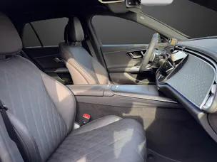 Mercedes-Benz E 300 de T 4Matic EQ Hybrid 9G-Tronic