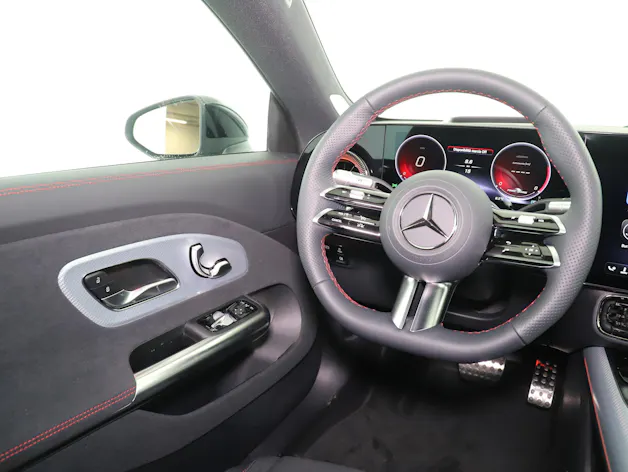 Mercedes-Benz CLA 220 8G-DCT 4Matic