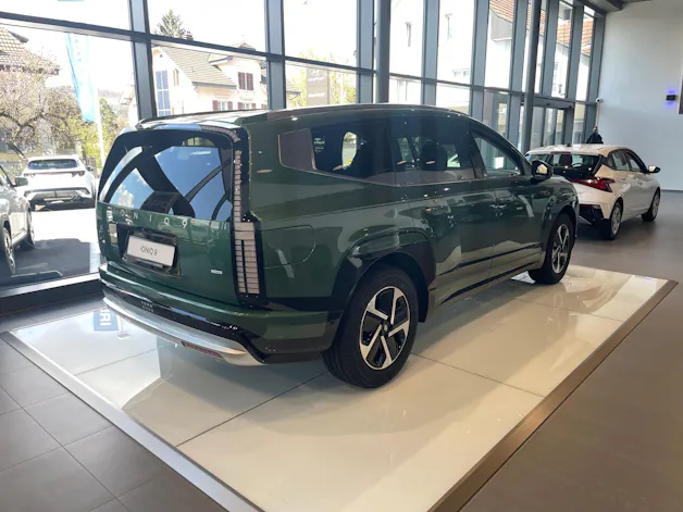 Hyundai Ioniq 9 110kWh Vertex 4WD
