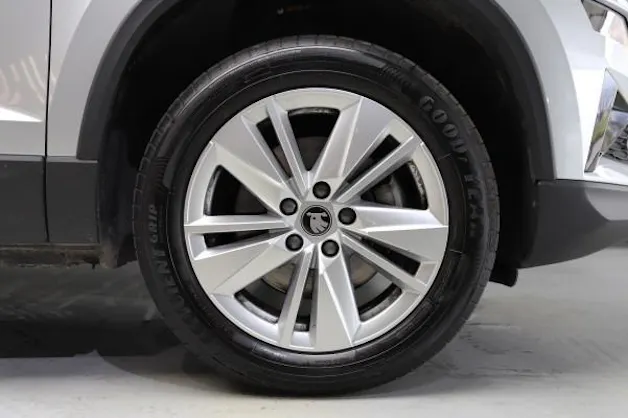 Škoda Karoq 1.5 TSI Select. DSG
