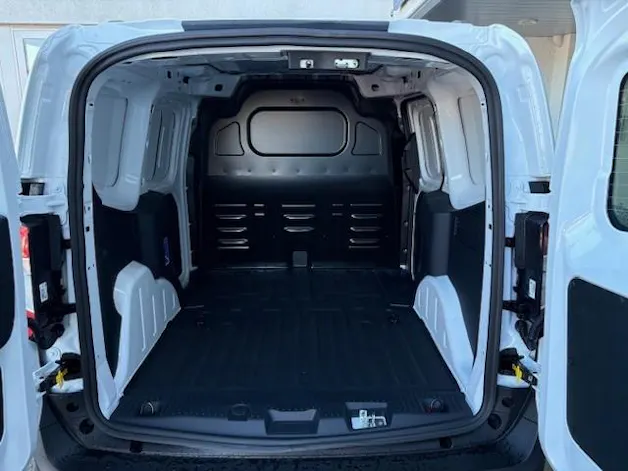Ford Transit Courier Van 1.0 EcoBoost Active Automat