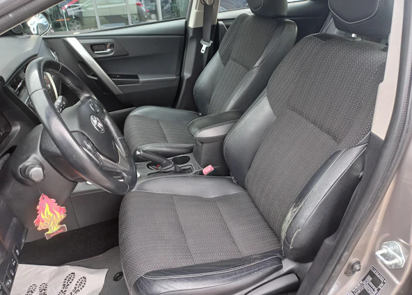 image du véhicule 6 image du véhicule 6