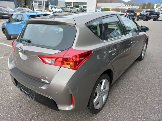 Toyota Auris 1.6 Sol