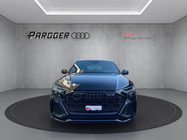 Audi RSQ8 quattro