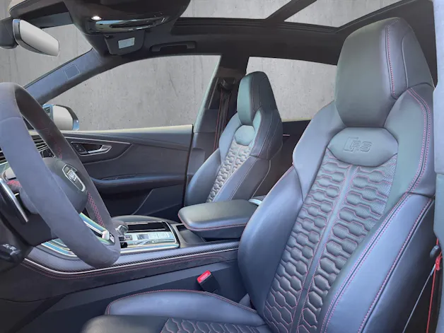 Audi RSQ8 quattro