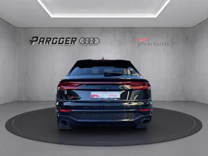Audi RSQ8 quattro