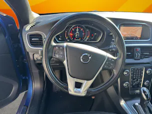 Volvo V40 D2 R-Design Geartronic