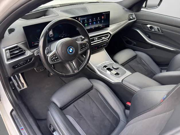 BMW 320e M-Sport Touring