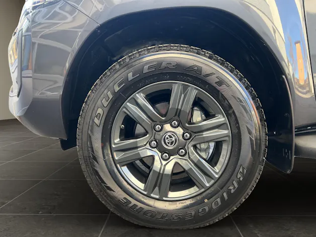 Toyota Hilux Double Cab.-Pick-up 2.8 D-4D MHEV 204 Style