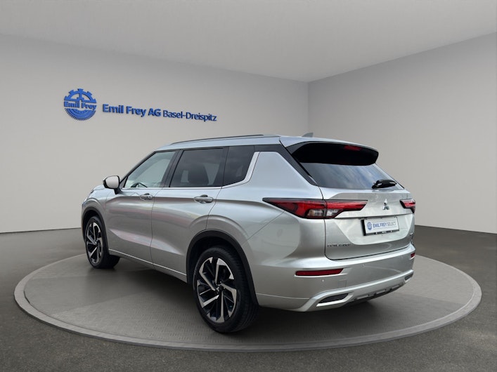 image du véhicule MITSUBISHI OUTLANDER