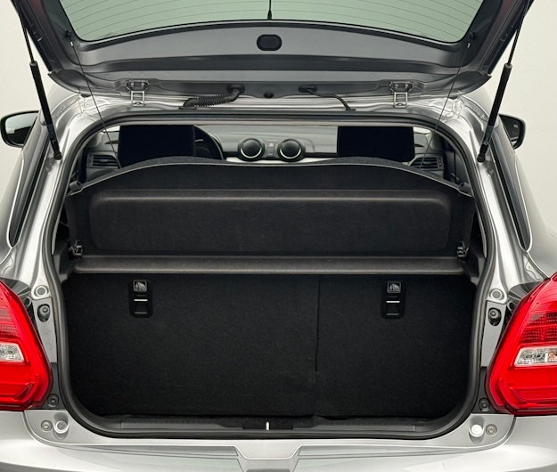 immagine del veicolo SUZUKI SWIFT