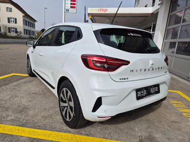 MITSUBISHI COLT 5