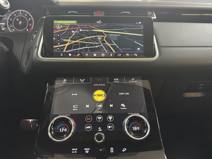 immagine del veicolo LAND ROVER RANGE ROVER VELAR